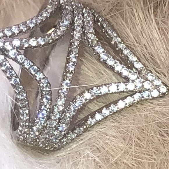 ABSTRACT DIAMOND RING STERLING SILVER - Picture 3 of 9